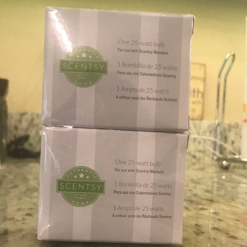 2-25 Watt Scentsy Bulbs